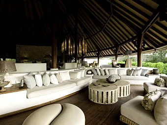 DENIS PRIVATE ISLAND 4*