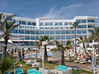 Отель VRISSAKI BEACH HOTEL 3*