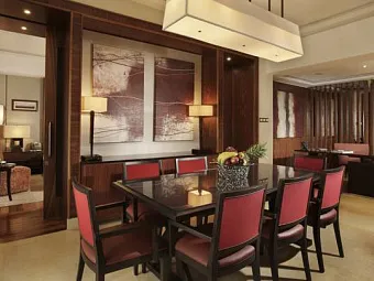 AMWAJ ROTANA 5*