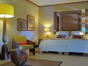 Отель BEACHCOMBER PARADIS HOTEL & GOLF CLUB 5*