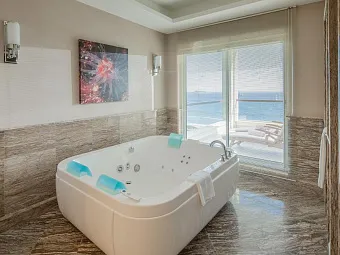 Отель XANADU ISLAND 5*