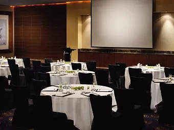  Отель MOVENPICK HOTEL JUMEIRAH BEACH 5*