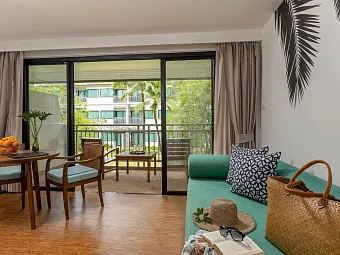 Premier Garden Balcony
