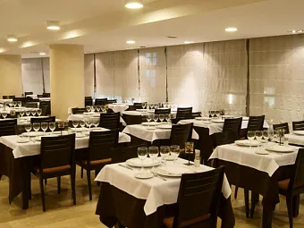 Отель CENTRIC ATIRAM 4*