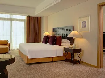 Отель BEACH ROTANA 5*