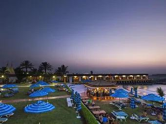  Отель DUBAI MARINE BEACH RESORT 5*