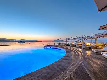 CARESSE A LUXURY COLLECTION RESORT & SPA 5 *