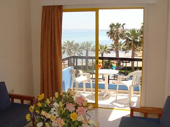  Отель EVALENA BEACH HOTEL APTS 3*
