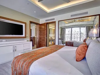   Отель ROYALTON BAVARO RESORT & SPA 5*