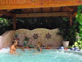 Джакузи в BAVARO PRINCESS ALL SUITES RESORT, SPA & CASINO 5*