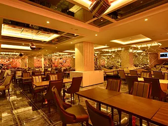 Отель AZURA DELUXE RESORT & SPA 5*