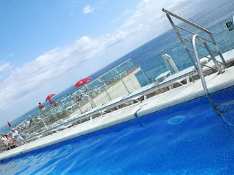 Отель H.TOP PINEDA PALACE 4*