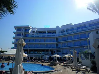 Отель VRISSAKI BEACH HOTEL 3*
