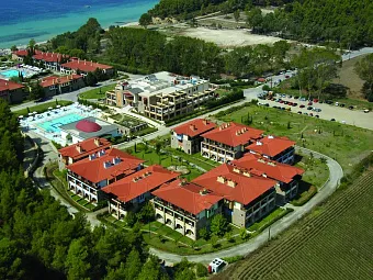 Отель SIMANTRO BEACH 4*