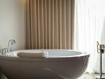 Отель THE CALM RESORT & SPA 4*