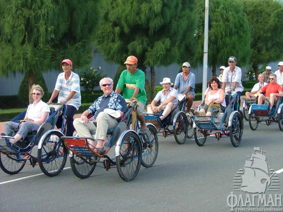 Велорикши в Ханое