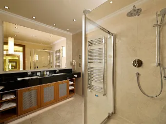  Отель RETRO RIVERSIDE 5*