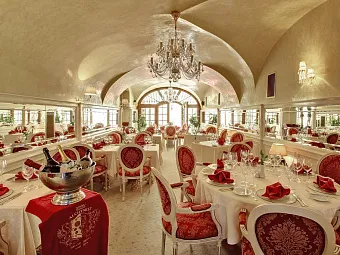 Отель ALCHYMIST GRAND HOTEL & SPA 5*