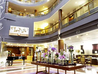 Отель PLAZA ANDORRA LA VELLA 5*