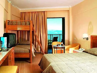 Отель NISSAKI BEACH HOTEL 4*