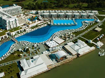 TITANIC DELUXE GOLF BELEK 5*