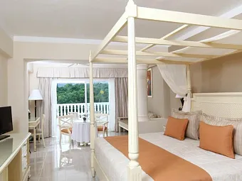 Отель LUXURY BAHIA PRINCIPE AMBAR GREEN 5*