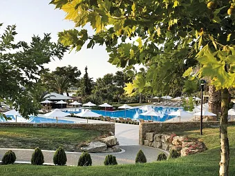 Отель SANI BEACH CLUB 5*