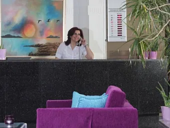  Ресепция отеля CRYSTAL SPRINGS BEACH HOTEL 4*