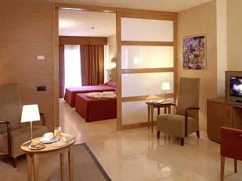Отель GOLDEN BAHIA DE TOSSA 4*