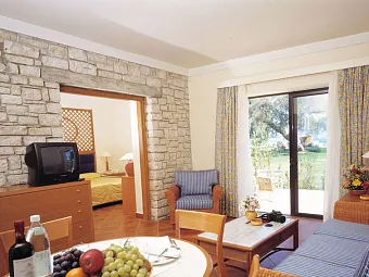 Отель CORFU CHANDRIS & VILLAS 4*