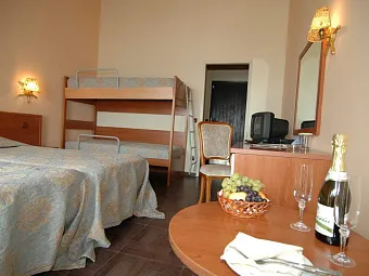 В номере отеля VILLAS ELENITE 4*