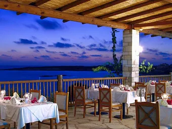 CORAL BEACH HOTEL & RESORT CYPRUS 5*, Кипр, Пафос.