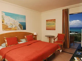 Отель KYLLINI BEACH RESORT 4+*