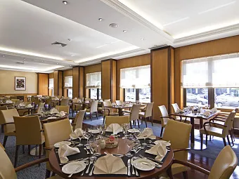 Отель SANA METROPOLITAN 4*