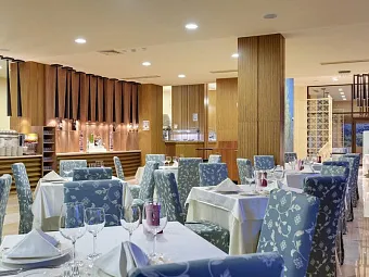 Отель BARCELO ROYAL BEACH 5*