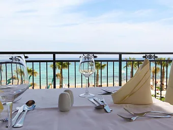  Отель CONSTANTINOS THE GREAT BEACH 5*