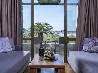 Отель KONTOKALI BAY RESORT & SPA 5*