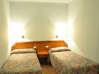 PARIS ENCAMP 3*
