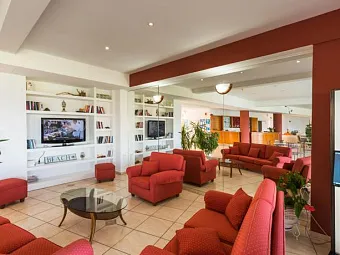 Отель NIFOREIKA BEACH HOTEL & BUNGALOWS 3*