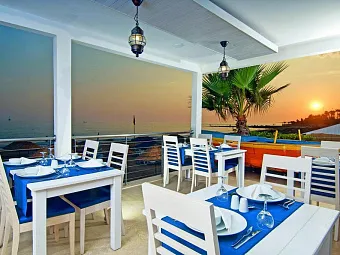 Отель YALIHAN UNA HOTEL 4*