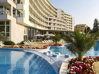 Отель LTI NEPTUN BEACH 4*