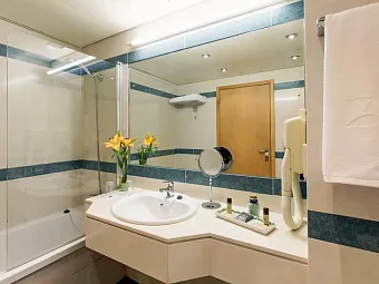Отель SANA METROPOLITAN 4*