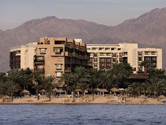 Отель MOVENPICK RESORT & RESIDENCES AQABA 5*