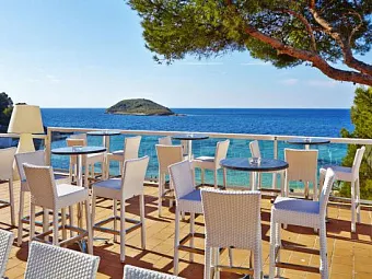 Отель FLAMBOYAN CARIBE 4*