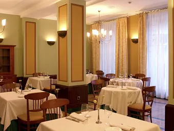 Отель CARLEMANY 4*