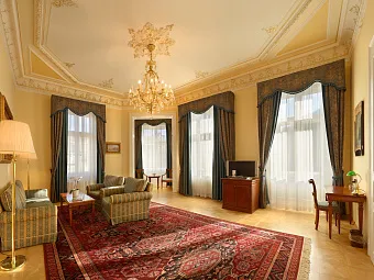  Отель GRANDHOTEL PUPP 5*