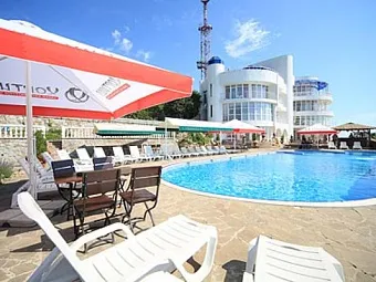 Отель МАДЖЕСТИК 3*