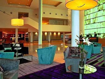 Ресепшен и лобби в отеле GRAN PALAS HOTEL CONVENTIONS & SPA WELLNESS 5*