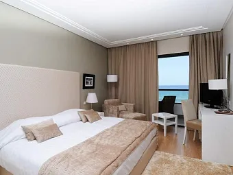Отель VINCCI NOZHA BEACH 4*+