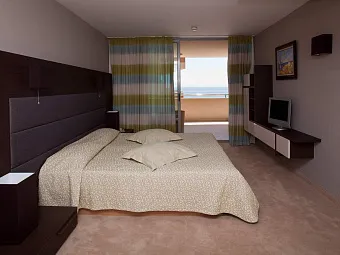 Отель ZORNITZA SANDS 5*